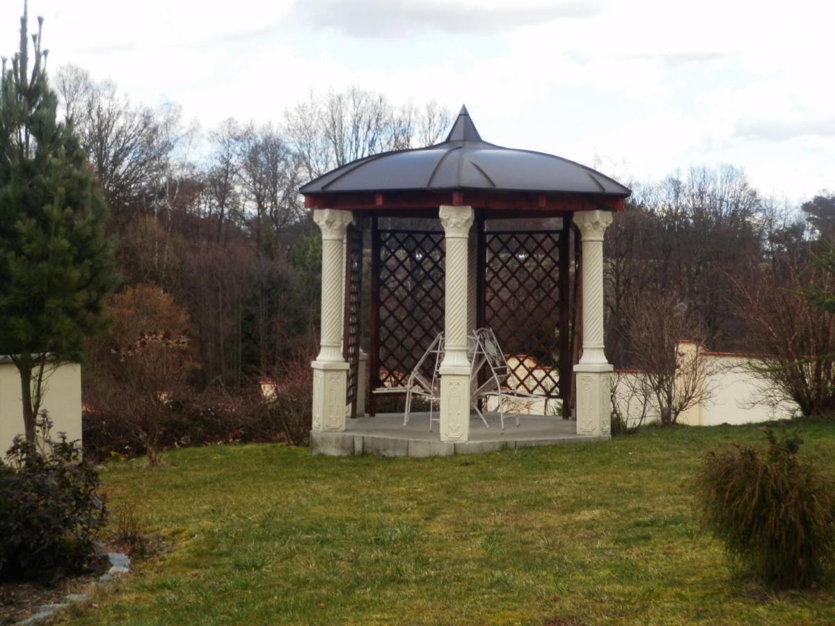 Zamecek Zdiky - Zamecky Apartman Bujanov Buitenkant foto