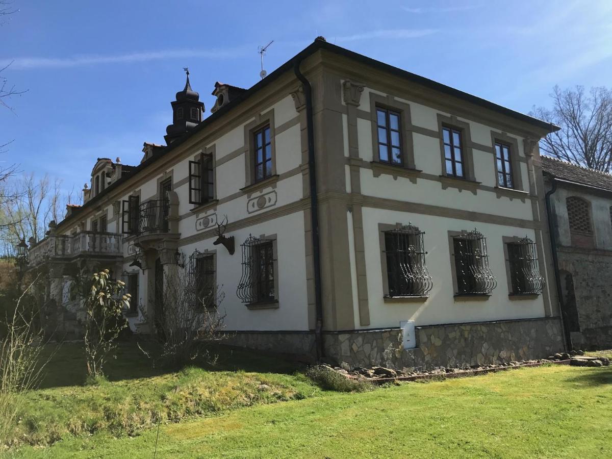 Zamecek Zdiky - Zamecky Apartman Bujanov Buitenkant foto